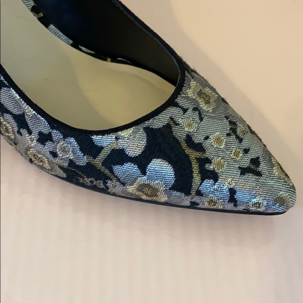 Nine West Patterned Heel - Picture 4 of 4